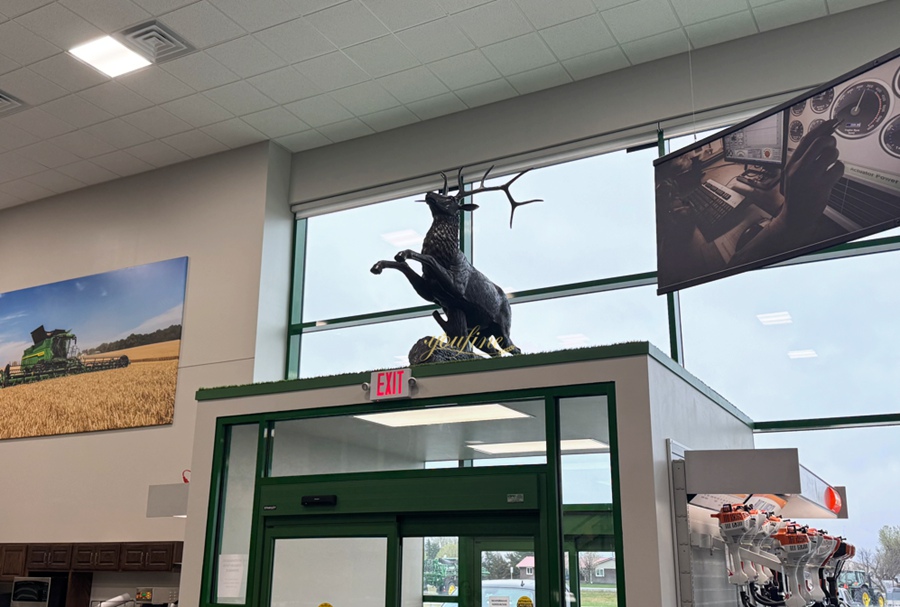 The Ultimate Guide to Bronze Deer, Stag, Elk, and Moose Sculptures in Western Art and Landscape - Blog - 22 Shop deer statue feedback