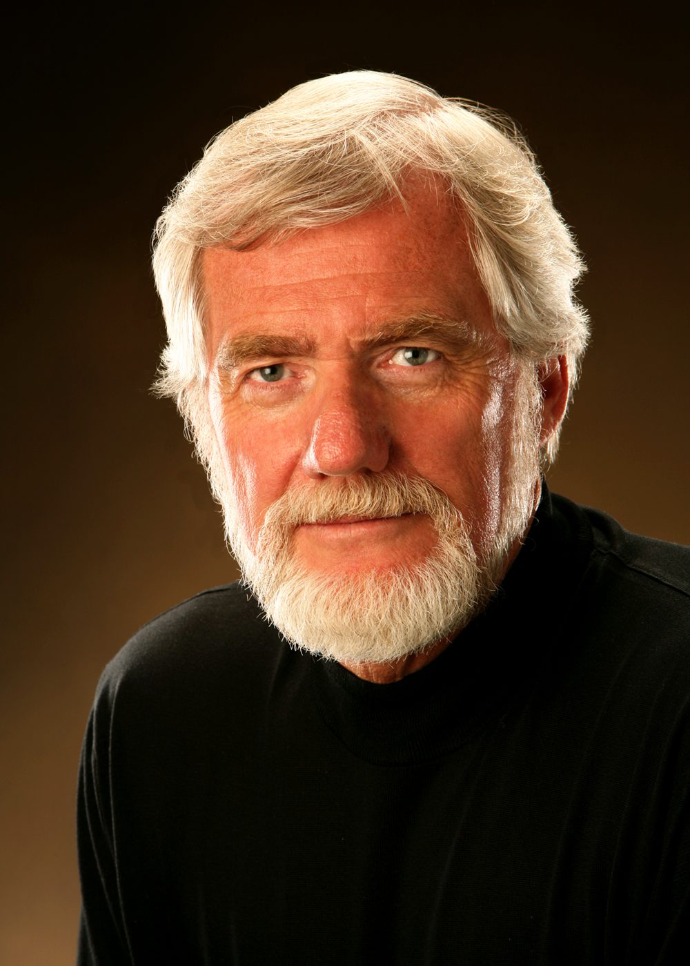 Top 10 Most Famous Animal Sculptors in the World - Blog - 15 Kent Ullberg