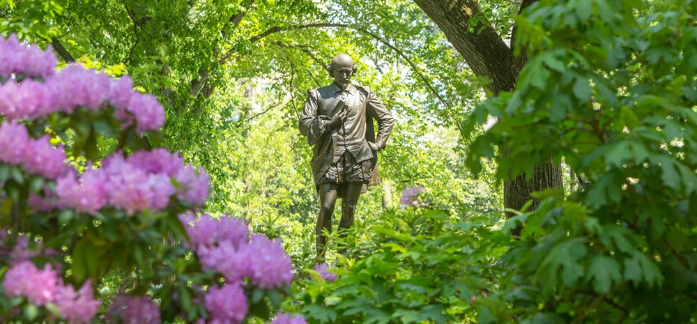 Central Park Bronze Indian Hunter Statue BFI-227 - Bronze Figure Sculpture - 5 famous William Shakespeare sculpture