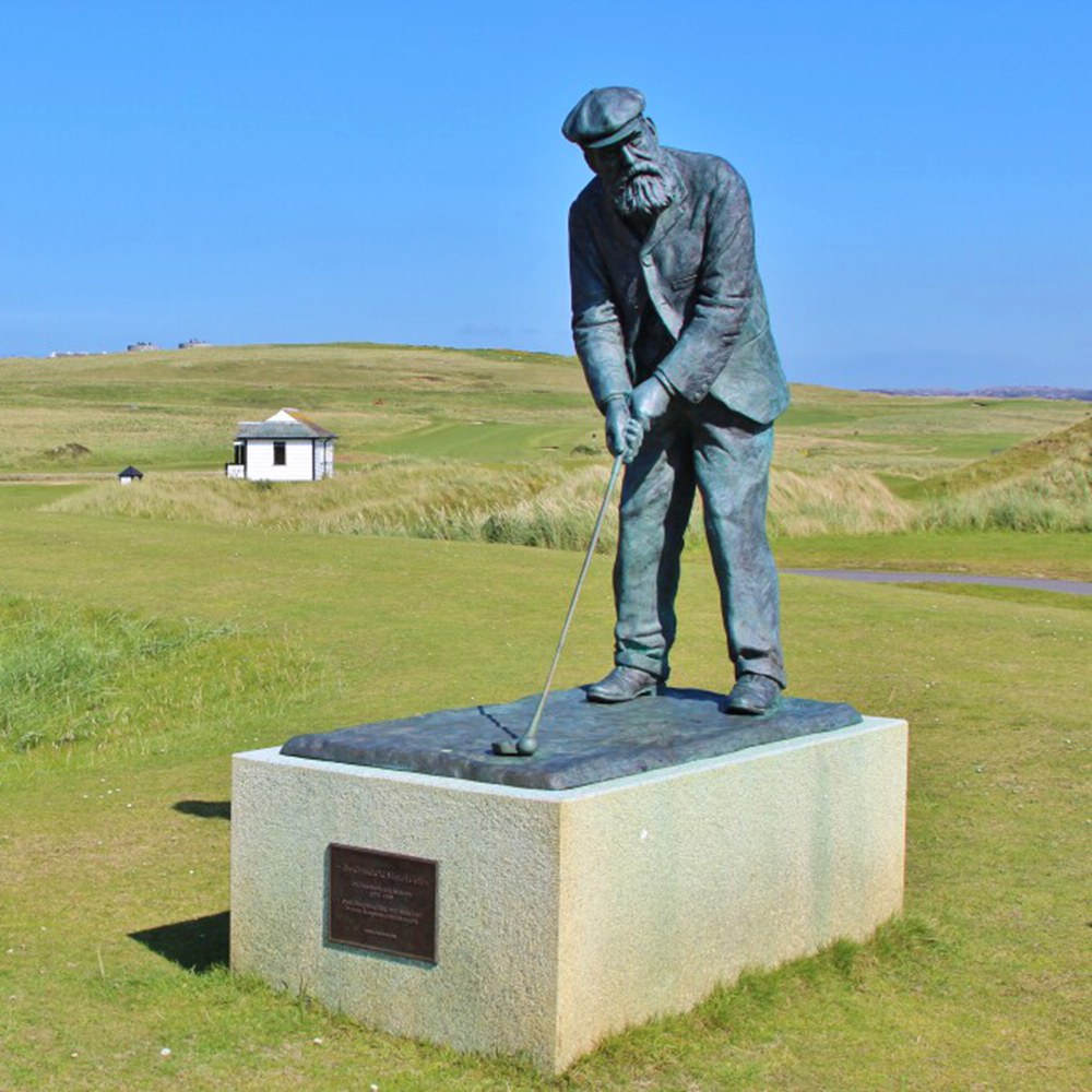 lifesize golfer statue