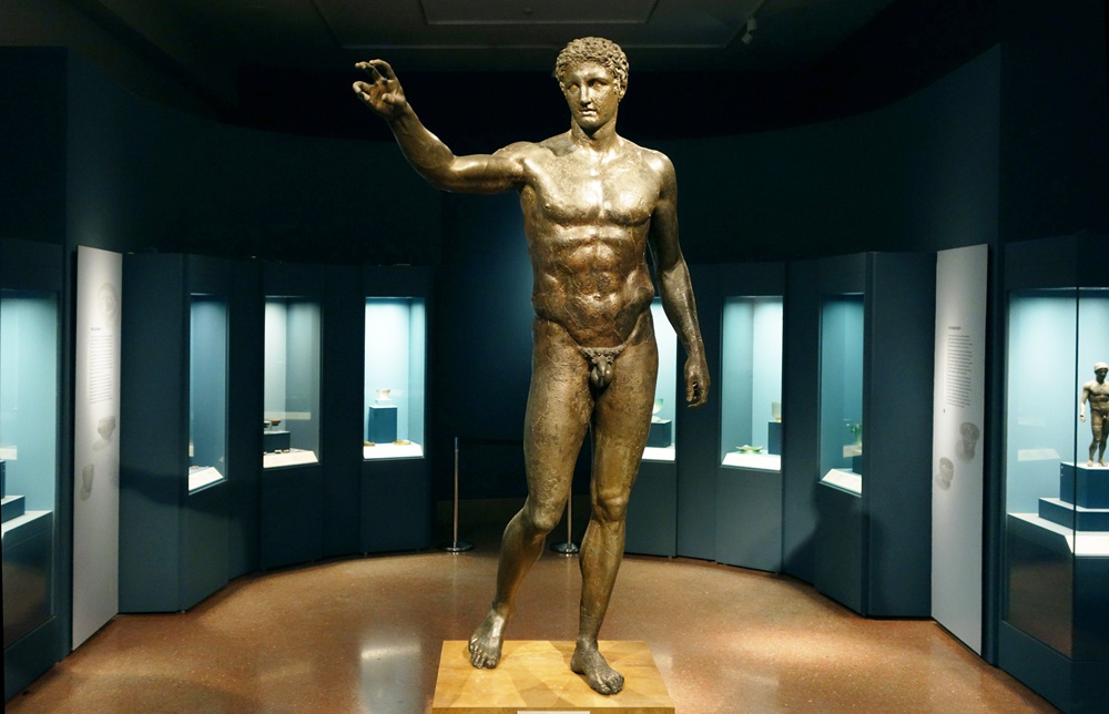 How Long Do Bronze Statues Last? A Foundry Expert's Honest Answer - Blog - 12 Long history Antikythera Ephebe statue