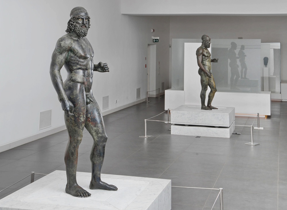 How Long Do Bronze Statues Last? A Foundry Expert's Honest Answer - Blog - 4 Long history Riace Warriors