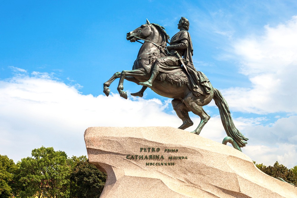 How Long Do Bronze Statues Last? A Foundry Expert's Honest Answer - Blog - 7 Long history The Bronze Horseman at Saint Petersburg
