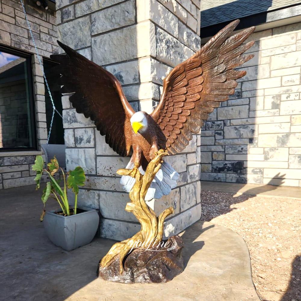bronze eagle statue Bronze eagle Sculpture at the yard