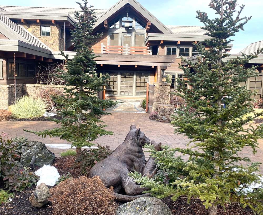 Which Animal Statue is Good for Home? - Blog - 9 Mother and Cub Lion Sculpture at the Front Door