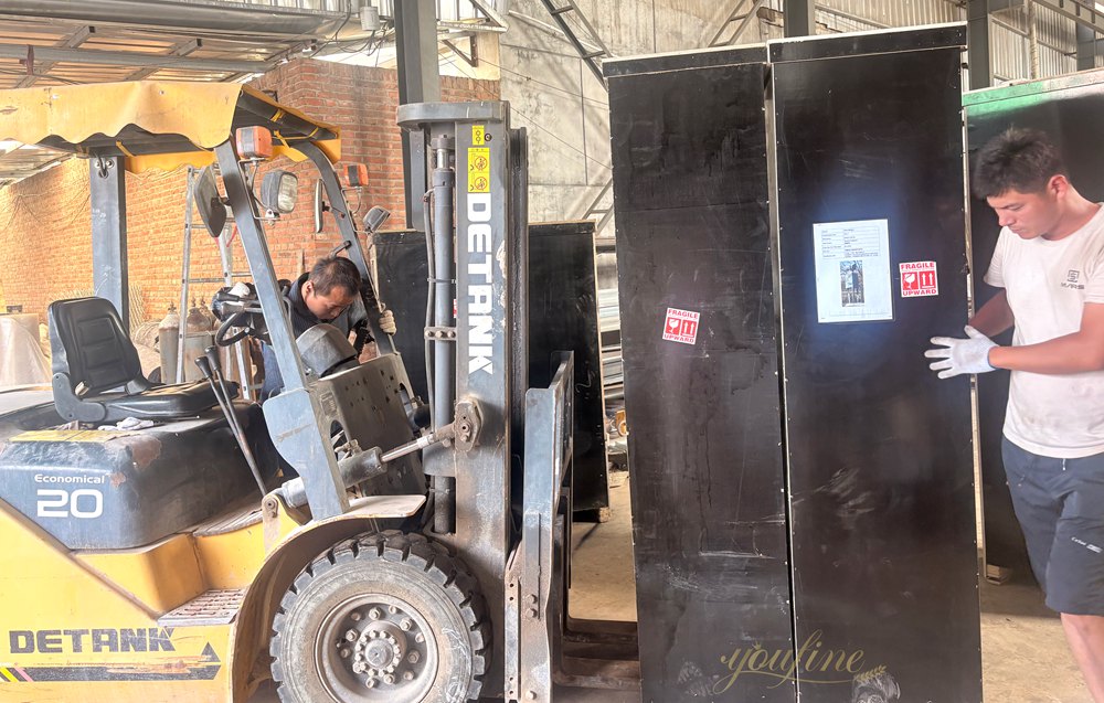 How Are Bronze Statues Made? - Blog - 21 bronze statue Packaging