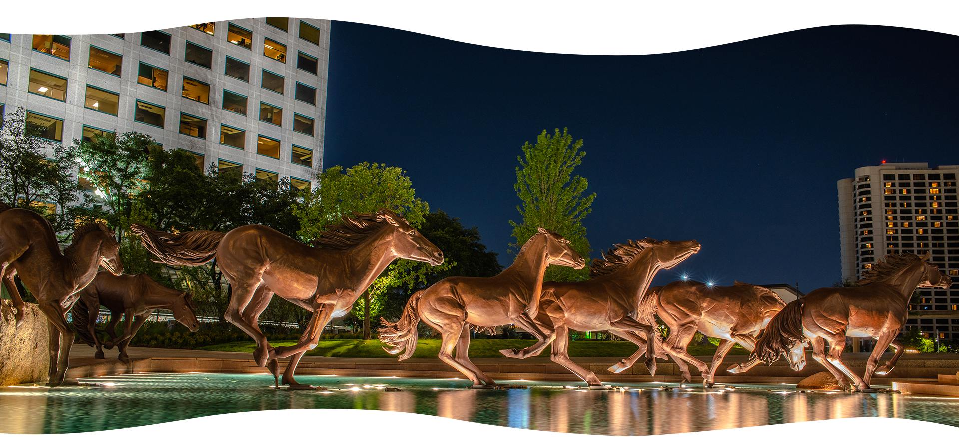 Customize life-size horse statue for Landscape and Project Developers