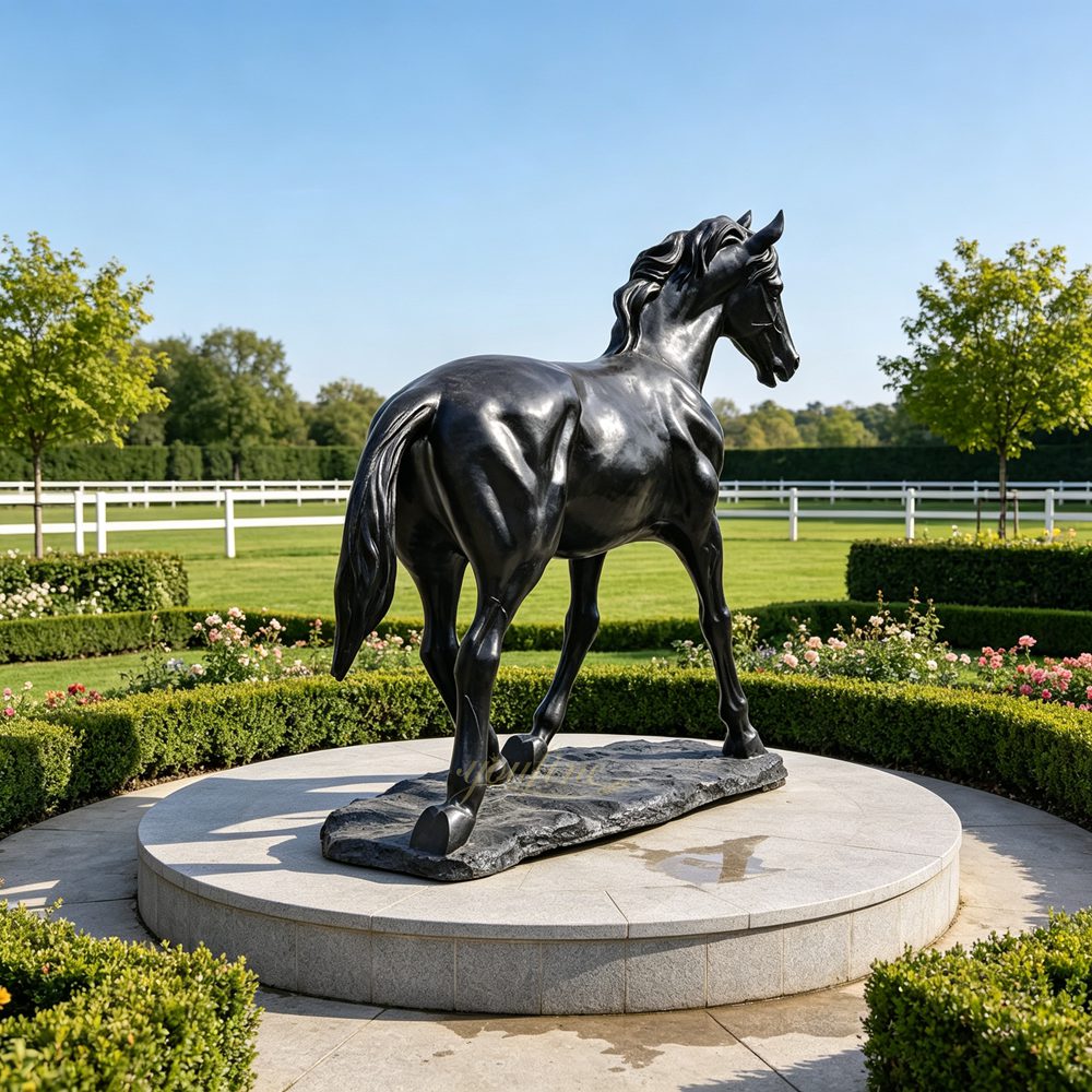 Black Horse Statue for Stud Farm