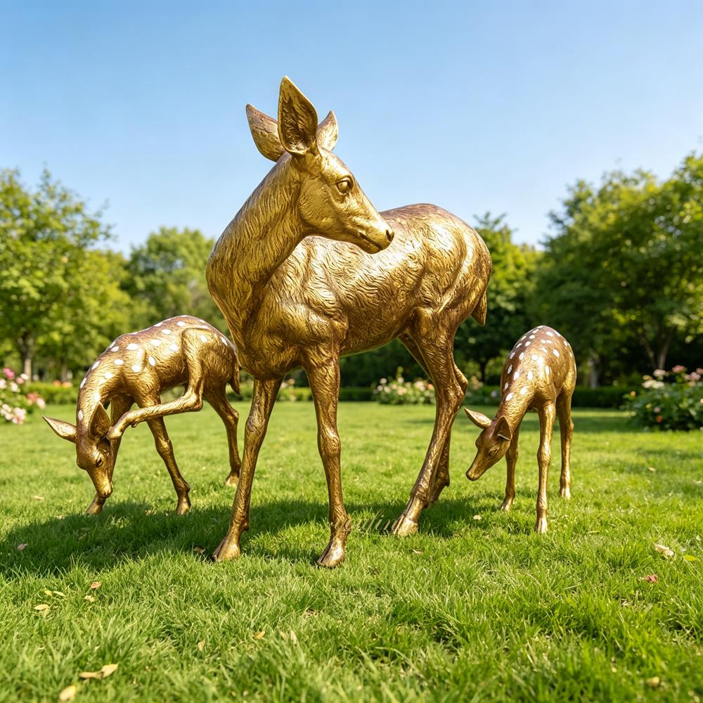 Doe and Fawn Statue