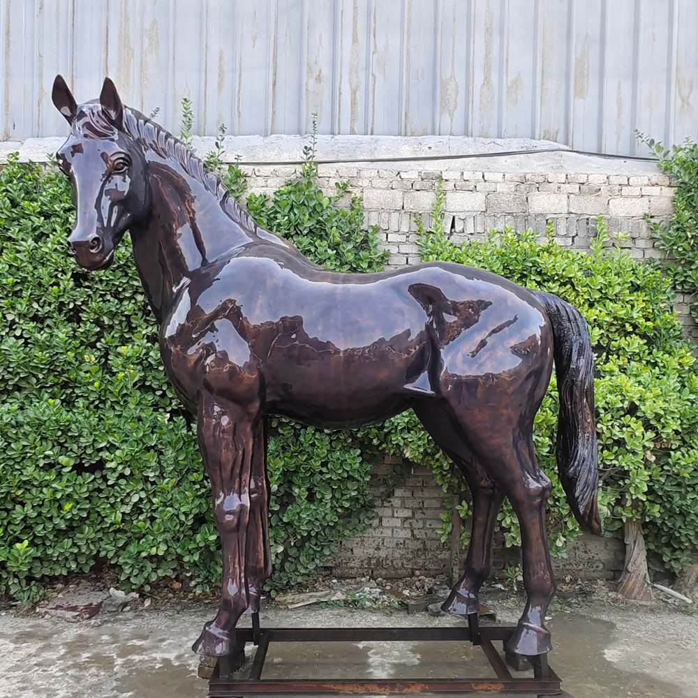 Horse Yard Statue infactory