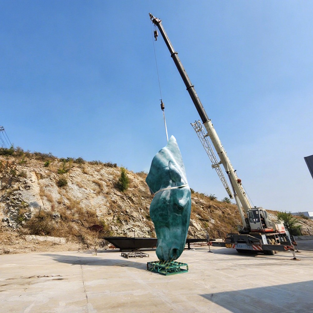 bronze Still Water Horse Head Sculpture Lifting Delivery