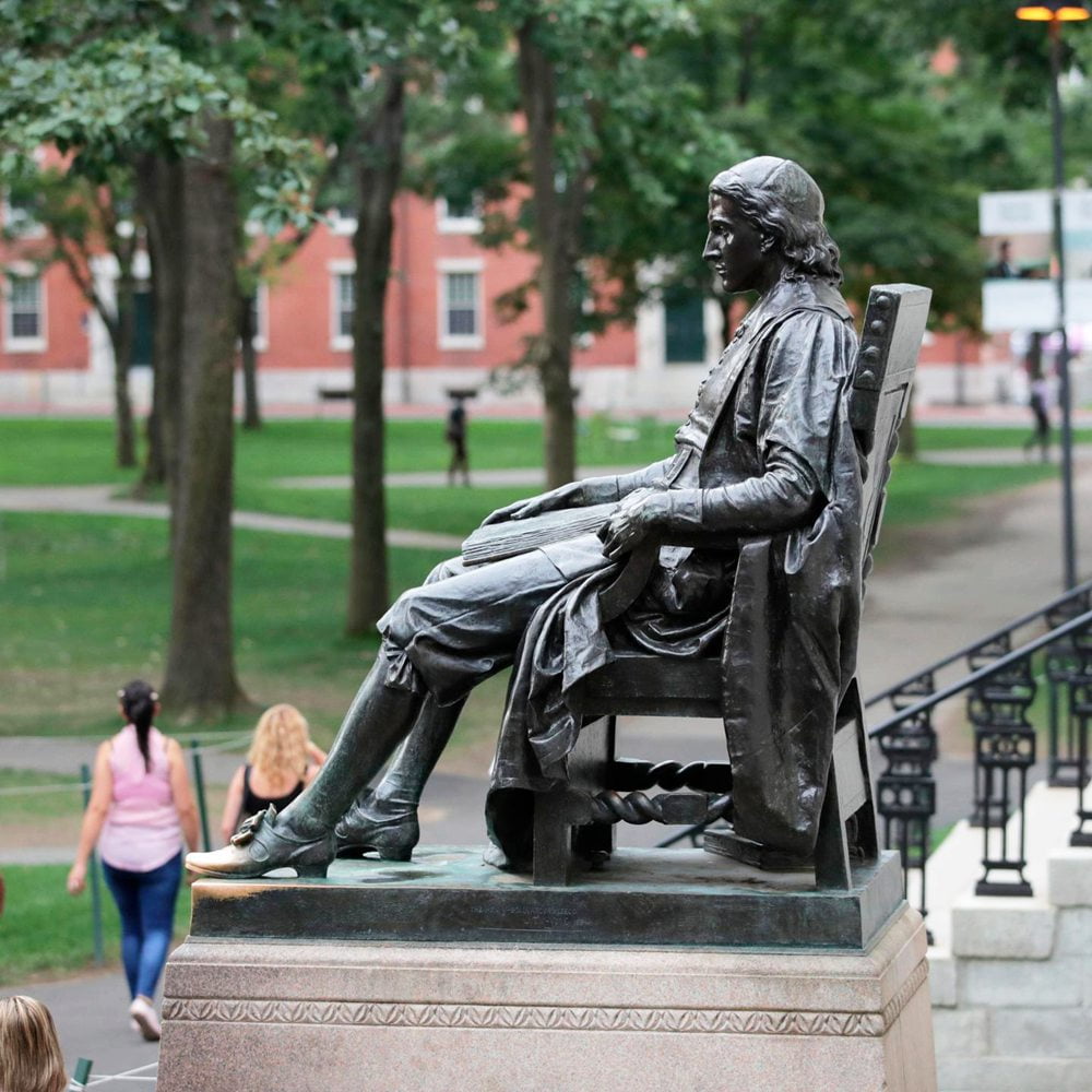 John Harvard bronze statue in Harvard Yard